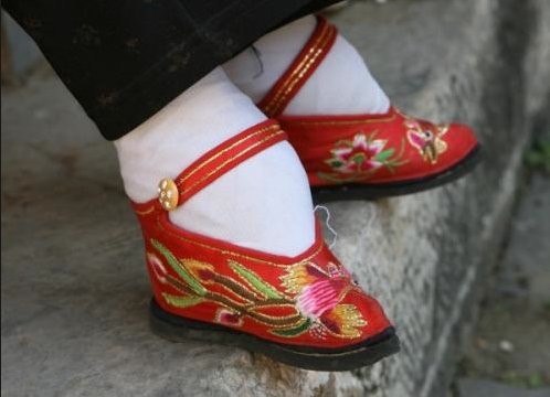 Come on in, the shoes are fine! http://afeministblog.blogspot.com/2011/02/chinese-foot-binding-versus-european.html